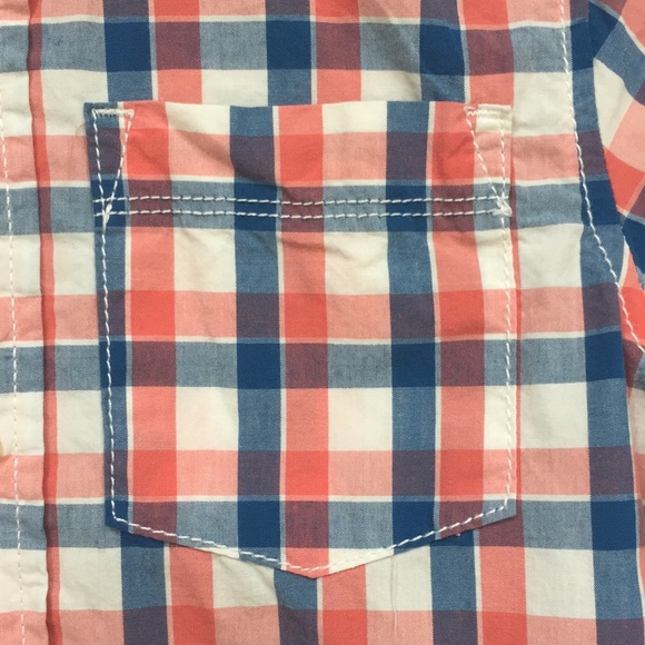 OshKosh Boys Button Down Shirt and Chino Shorts - Picture 4 of 16